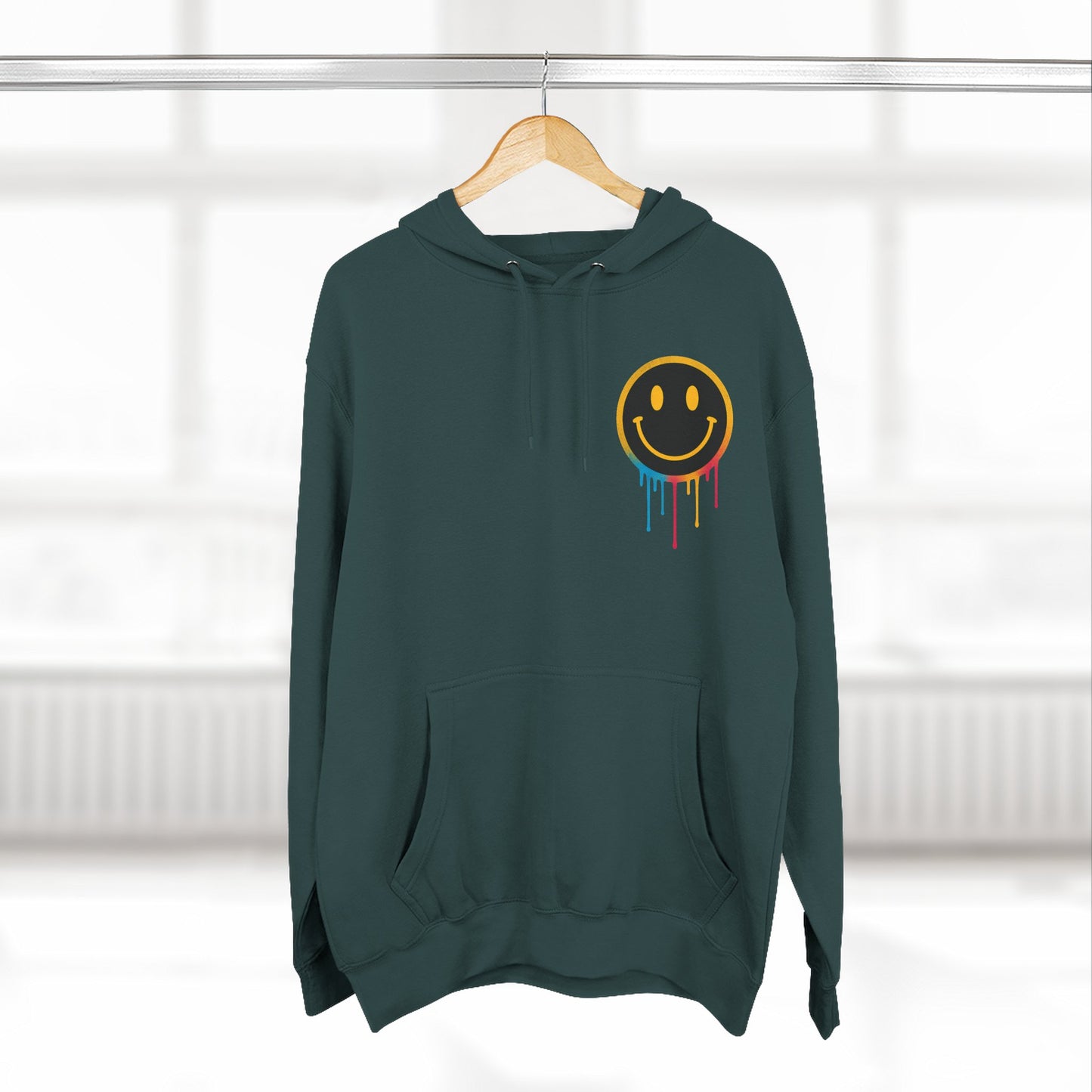 NEVERMIND GRID Smiley Face Three-Panel Fleece Hoodie, Comfortable Sweatshirt for Casual Wear, Gift for Friends, Happy Vibes, Art-Inspired Fashion, [...]
