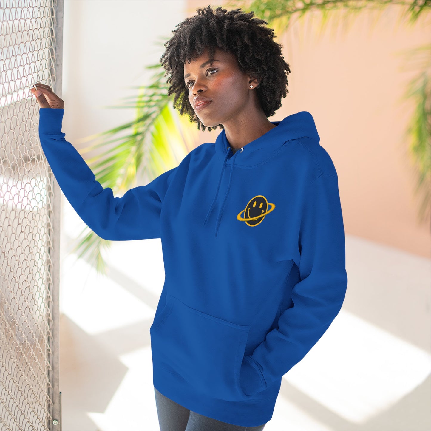 NEVERMIND PLANET Smiley Face Three-Panel Fleece Hoodie, Comfortable Sweatshirt for Casual Wear, Gift for Friends, Happy Vibes, Art-Inspired Fashion, [...]