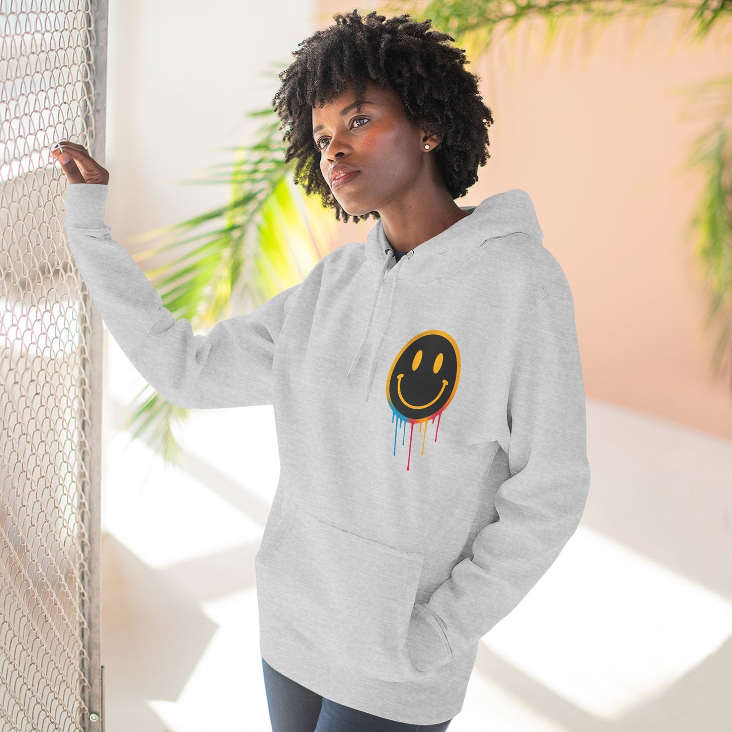 NEVERMIND GRID Smiley Face Three-Panel Fleece Hoodie, Comfortable Sweatshirt for Casual Wear, Gift for Friends, Happy Vibes, Art-Inspired Fashion, [...]