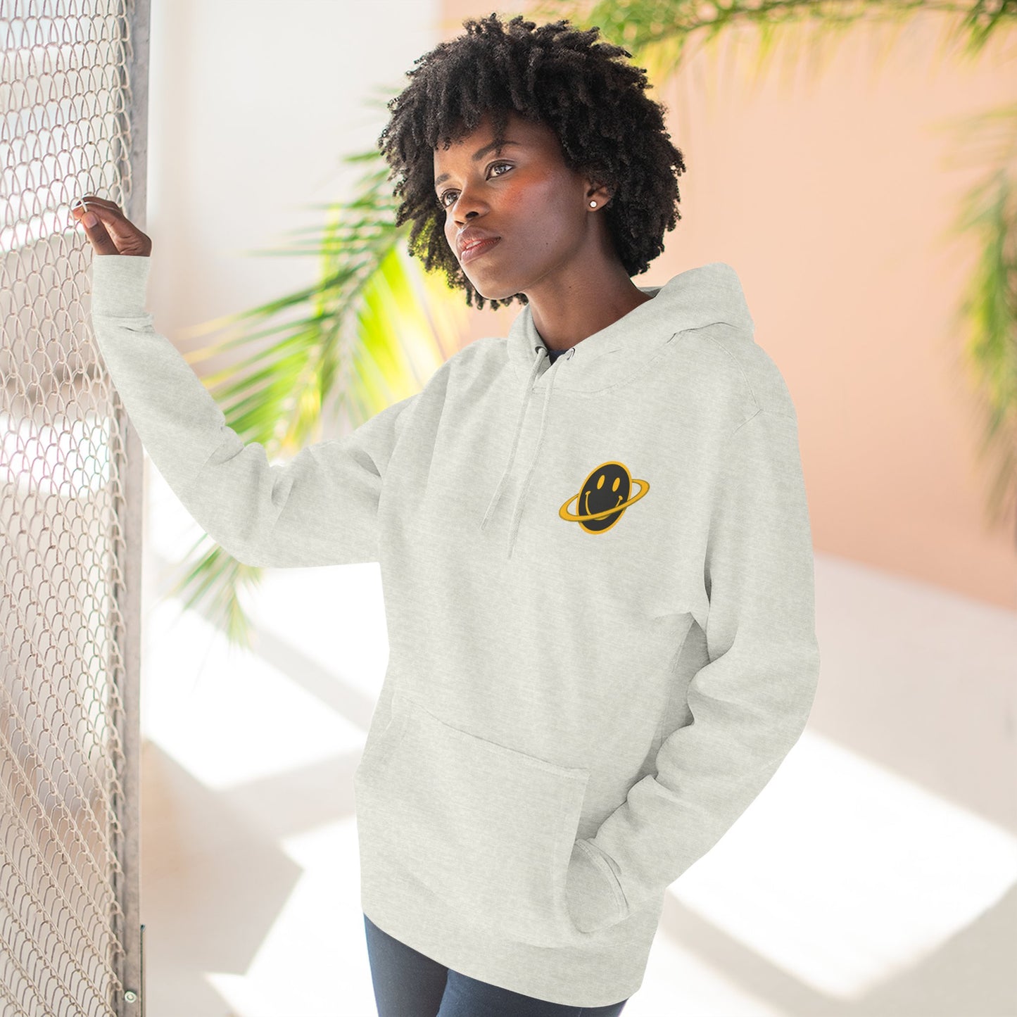 NEVERMIND PLANET Smiley Face Three-Panel Fleece Hoodie, Comfortable Sweatshirt for Casual Wear, Gift for Friends, Happy Vibes, Art-Inspired Fashion, [...]