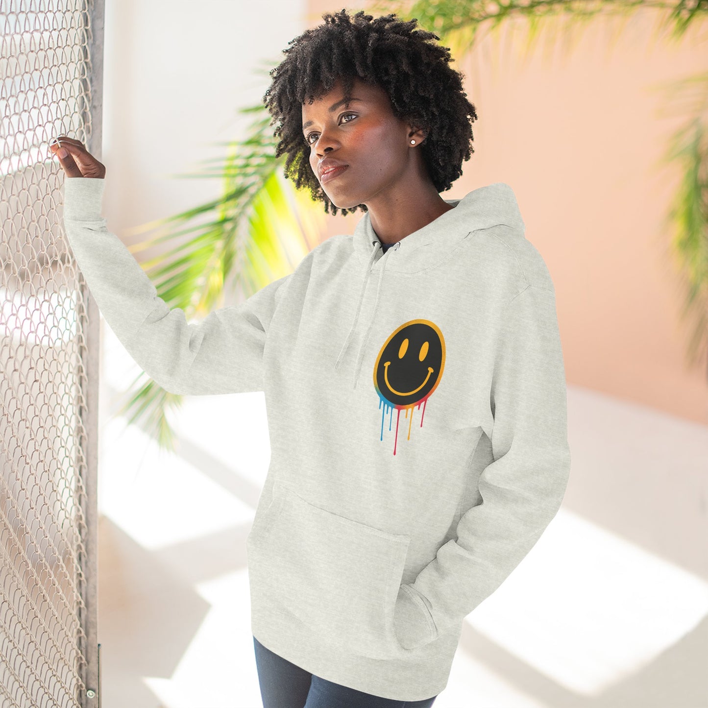 NEVERMIND GRID Smiley Face Three-Panel Fleece Hoodie, Comfortable Sweatshirt for Casual Wear, Gift for Friends, Happy Vibes, Art-Inspired Fashion, [...]